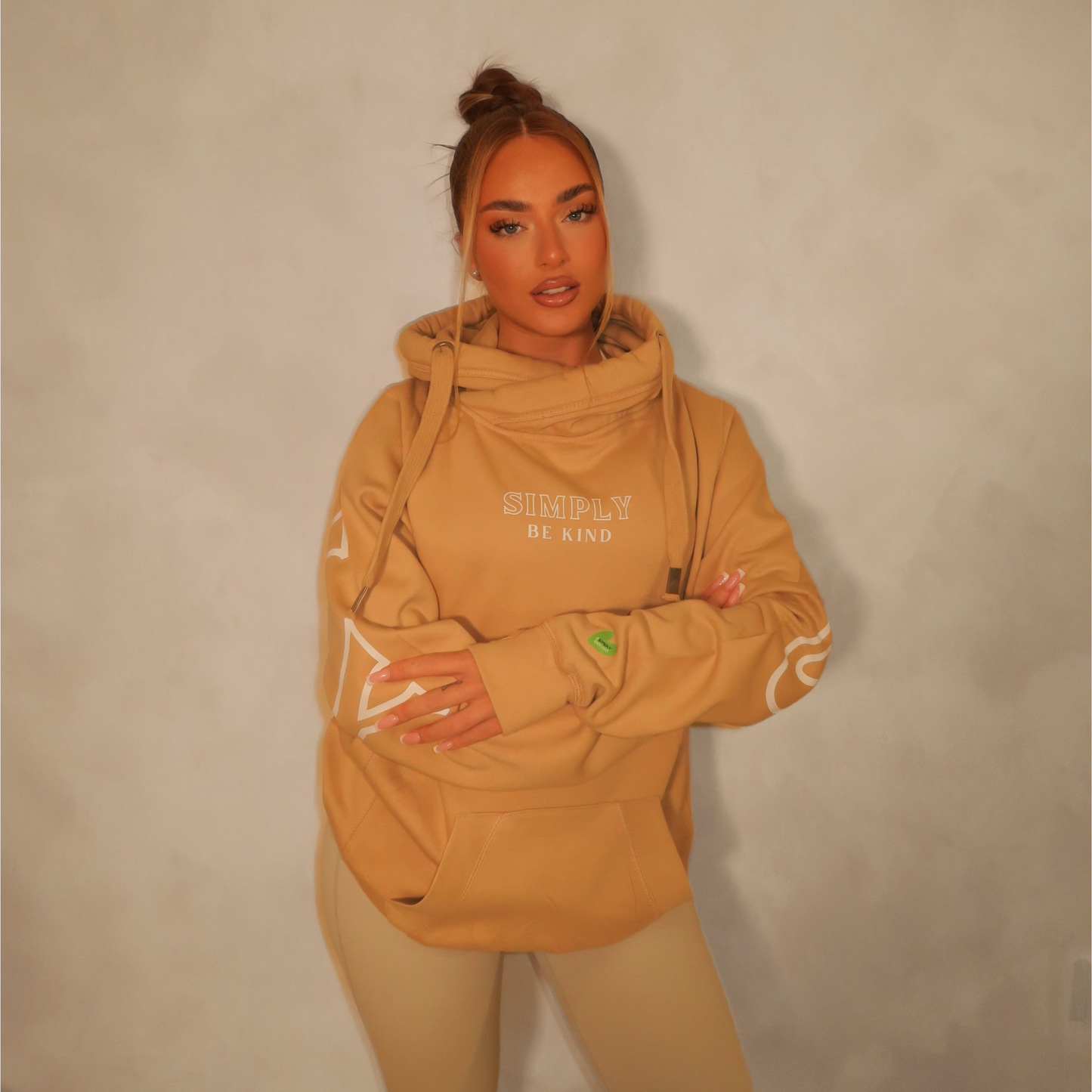HONEY MIST KISS KROSS HOODIE